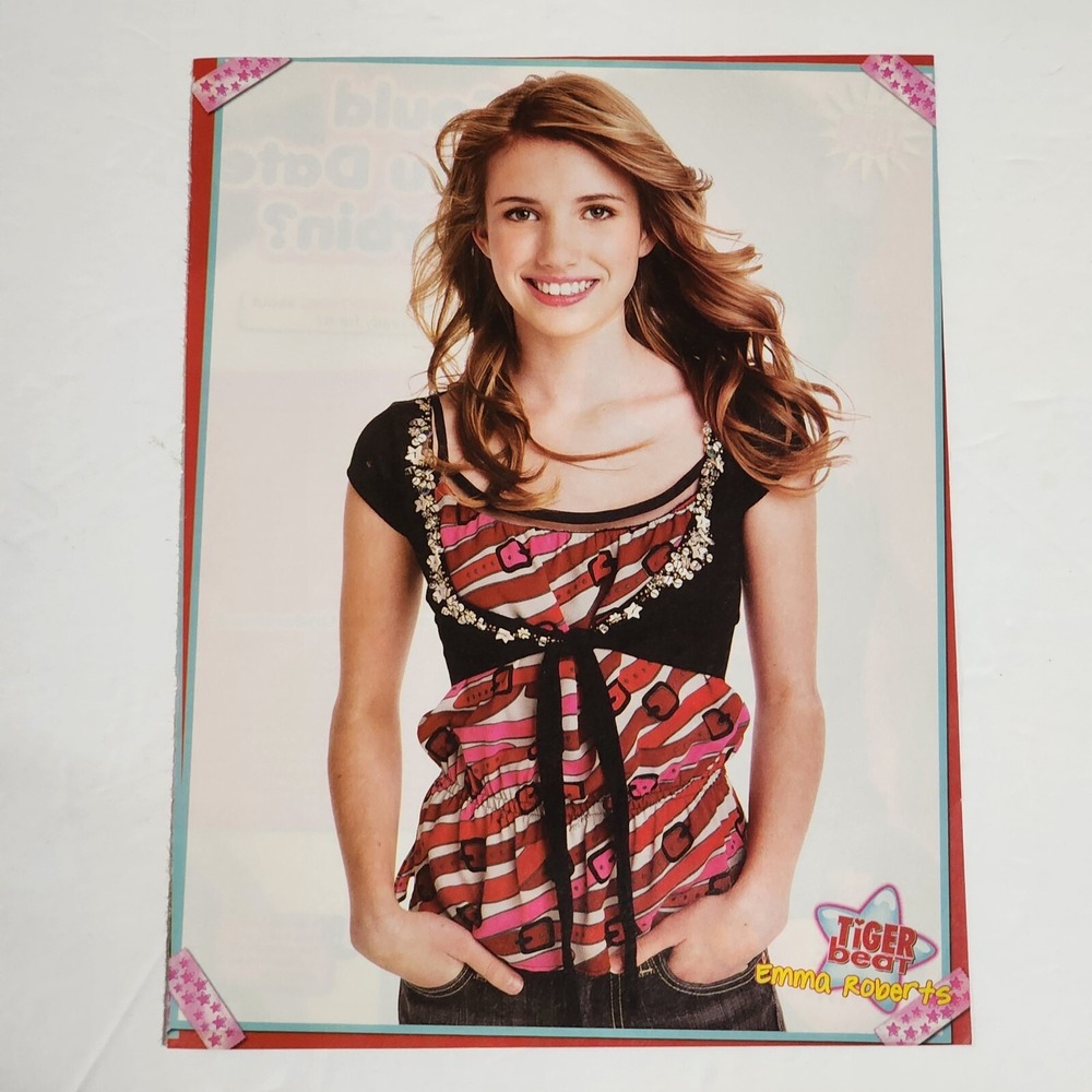 Emma Roberts Brunette Actress Tiger Beat Pin-Up Poster Magazine Clipping 8x10.5